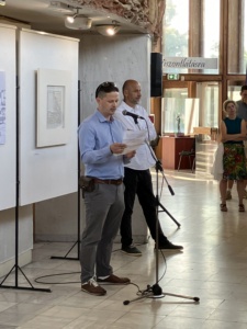 Váci kiállítás megnyitója